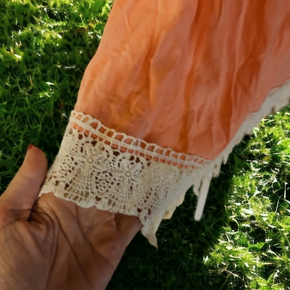 NWOT Venus Peach And Cream Lace Strapless Mini Dress Size XS - Picture 6 of 7